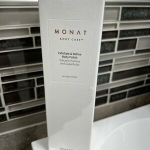 MONAT Exfoliate & Refine Body Polish - White